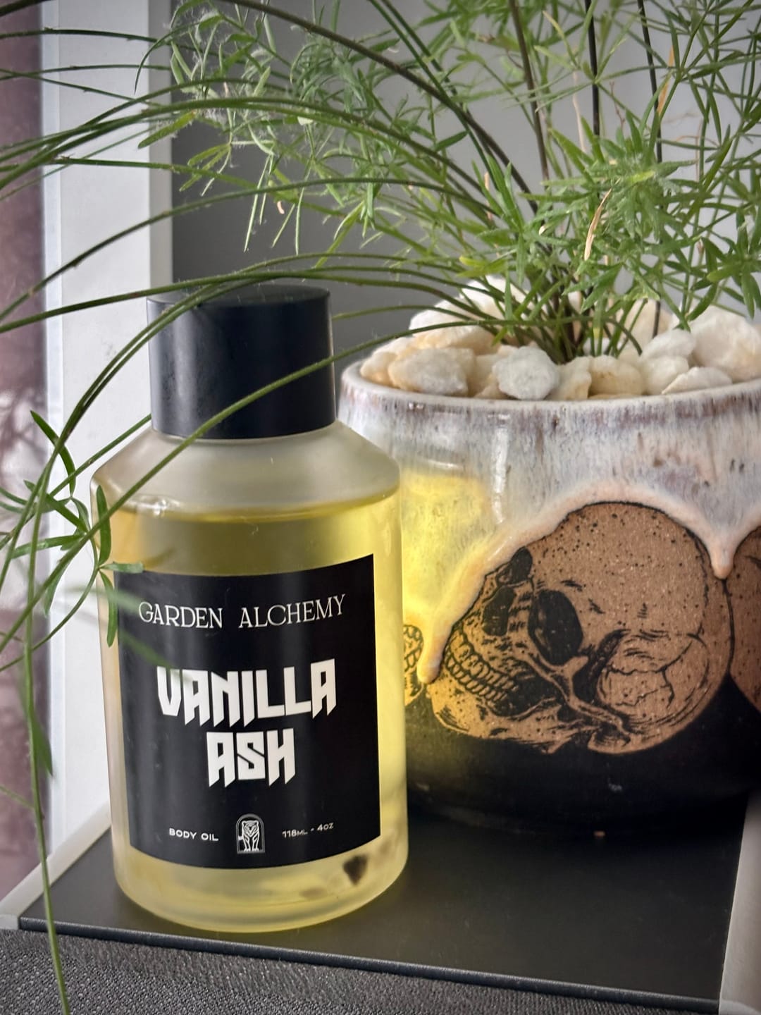 Customer photo review of VANILLA ASH body oil