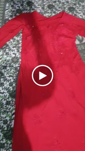 Customer video review of Red Rayon Mukaish Long Kurta