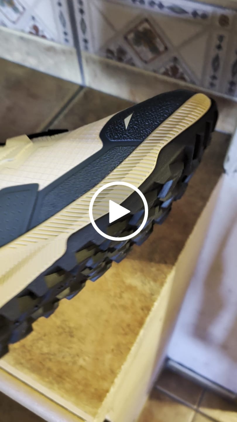 Customer video review of Stratus - Zapatos De Punta Ancha
