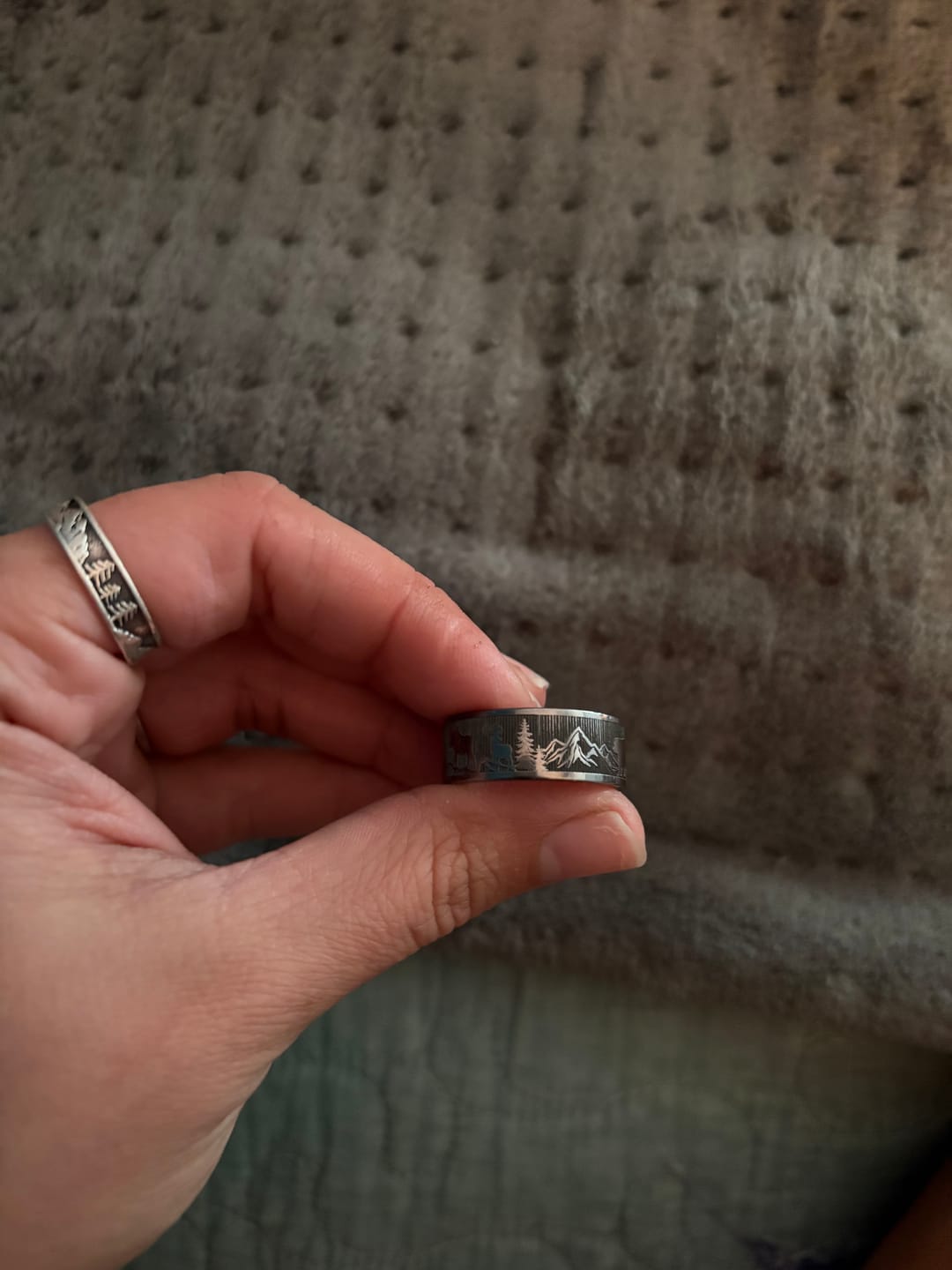Customer photo review of Forest Wildlife Scenery Ring with Bear, Moose, Deer - 9mm