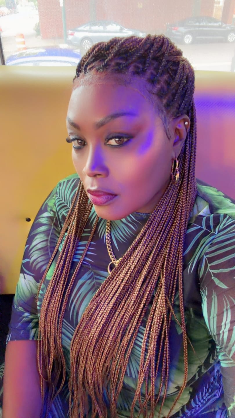 Customer photo review of Beyoncé Knotless Braid Wig (Ready To Ship) Full Lace, Glueless