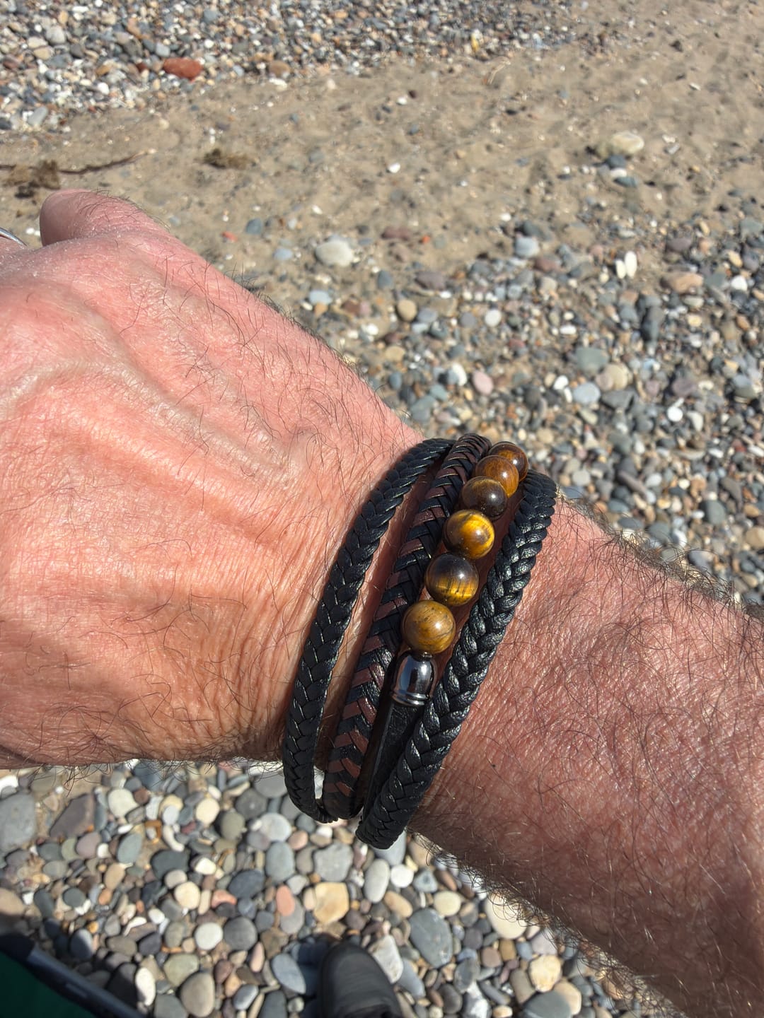 Customer photo review of Buddha Stones Tiger Eye Lava Rock Black Onyx Lazurite Lapis Lazuli Hematite Bead Positive Leather Bracelet