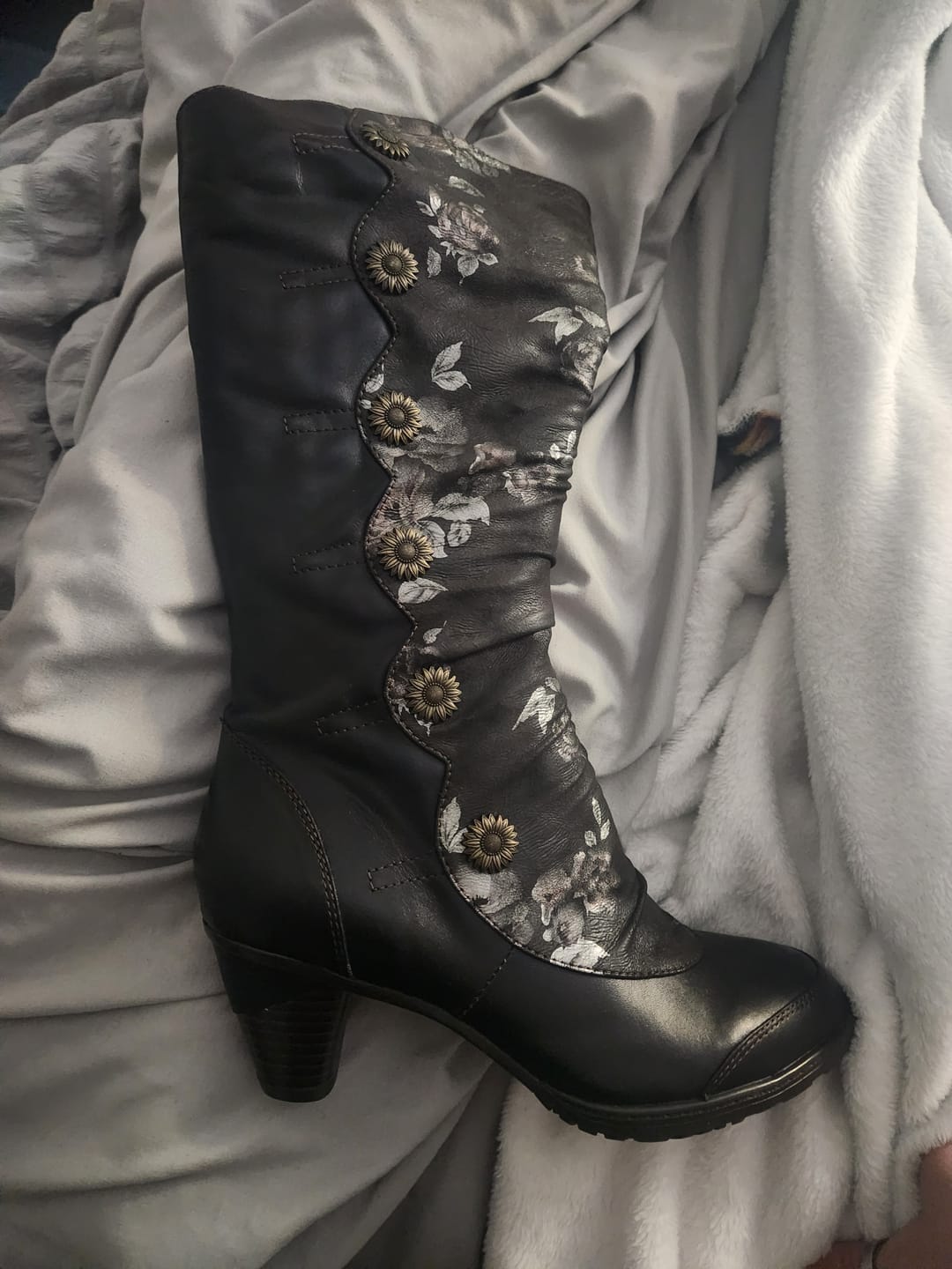 Customer photo review of Vintage Handmade Real Leather Boots