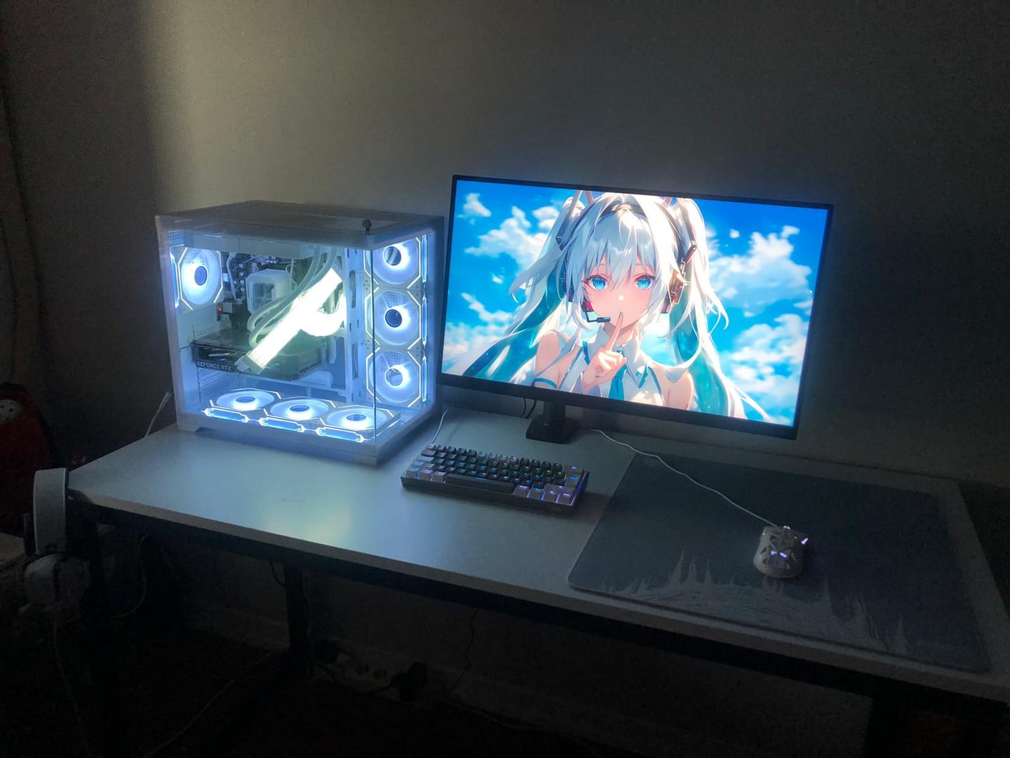 Customer photo review of Wraith Ace Series Poron Mousepad