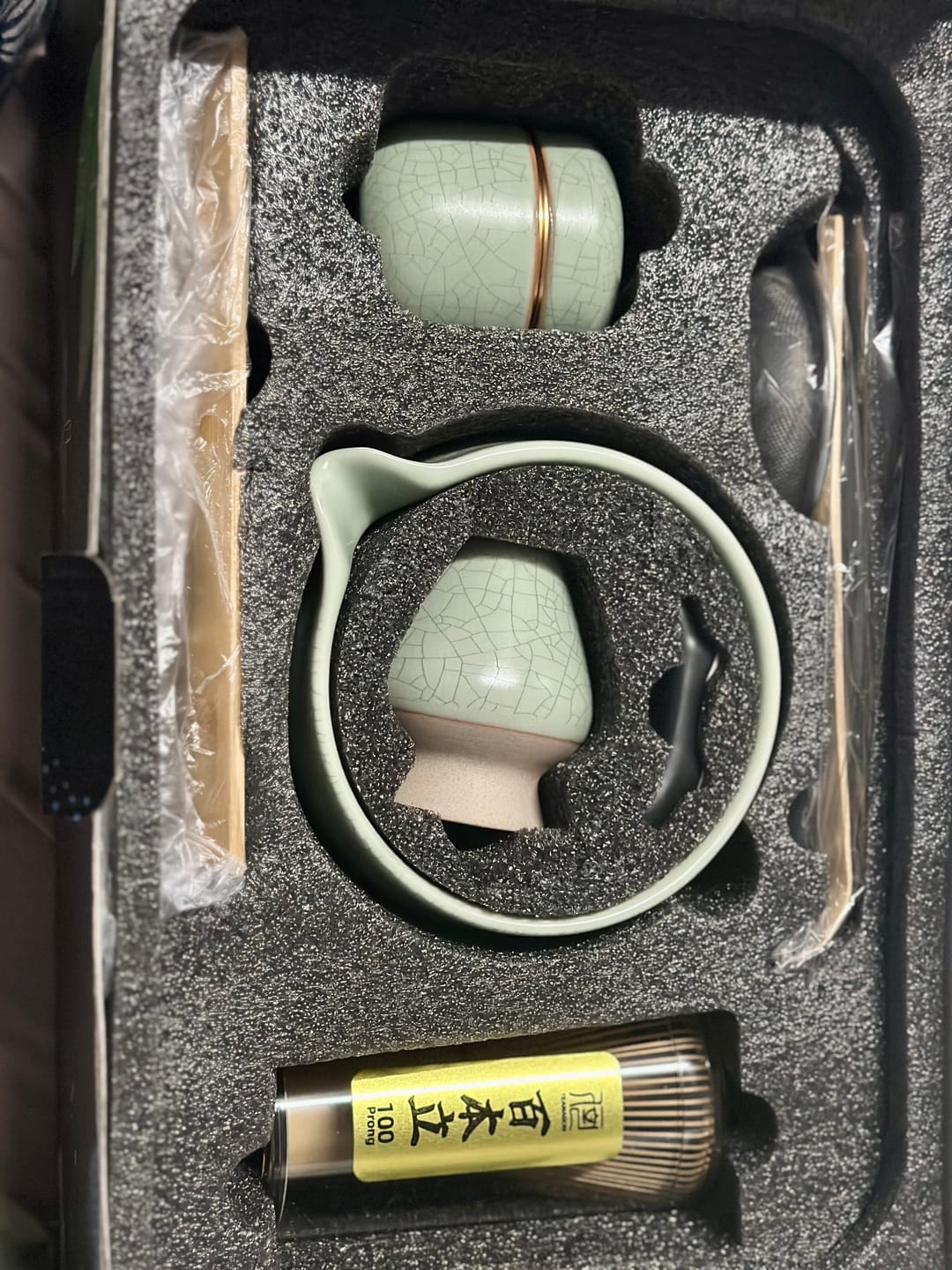 Customer photo review of Matcha Set-Advanced Set Green Web Pointy Bowl