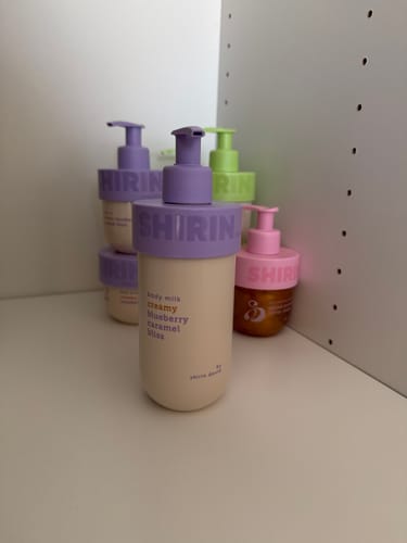 Customer photo review of Body Milk Creamy Blueberry Caramel Bliss