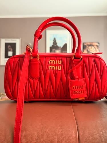 Customer photo review of ARCADIE MATELASSÉ BAG 27 IN CERISE RED CALFSKIN GOLD HARDWARE