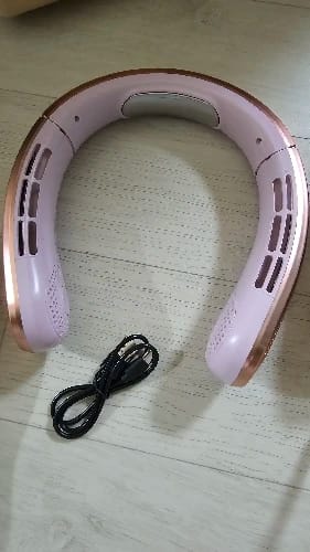 Customer photo review of Ventilateur de Cou Portable – Mini Refroidisseur USB Mobile