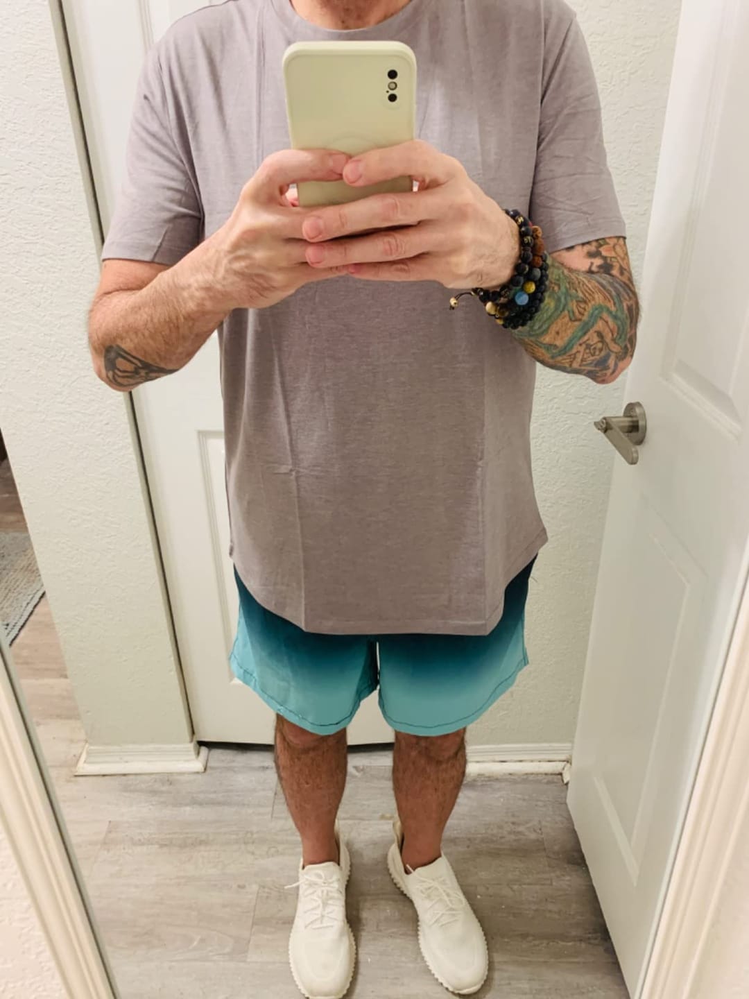 Customer photo review of S-4XL Men's Three-Piece Hip-Hop Style Long Pullover T-Shirt