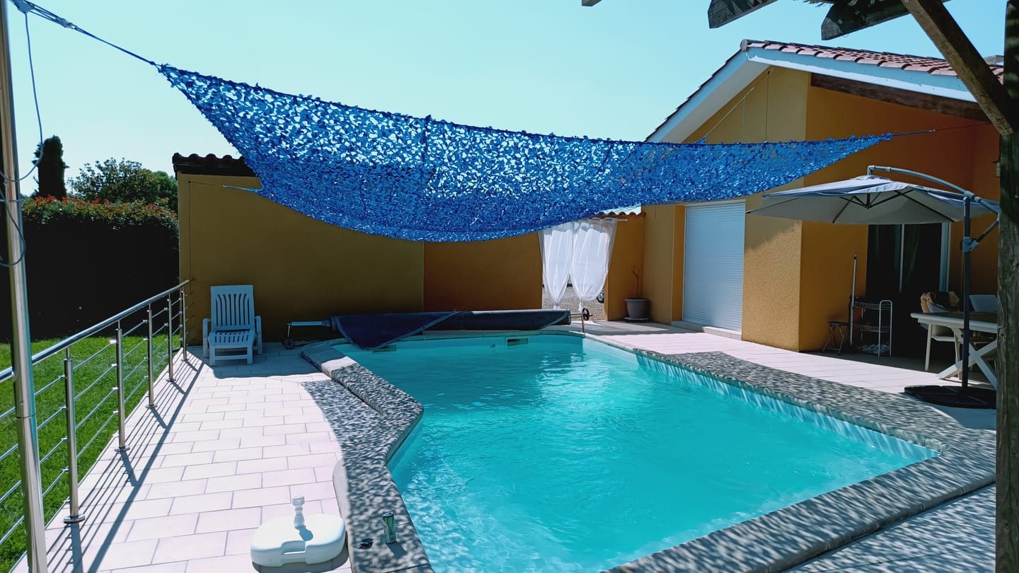 Customer photo review of Filet de camouflage renforcé bleu