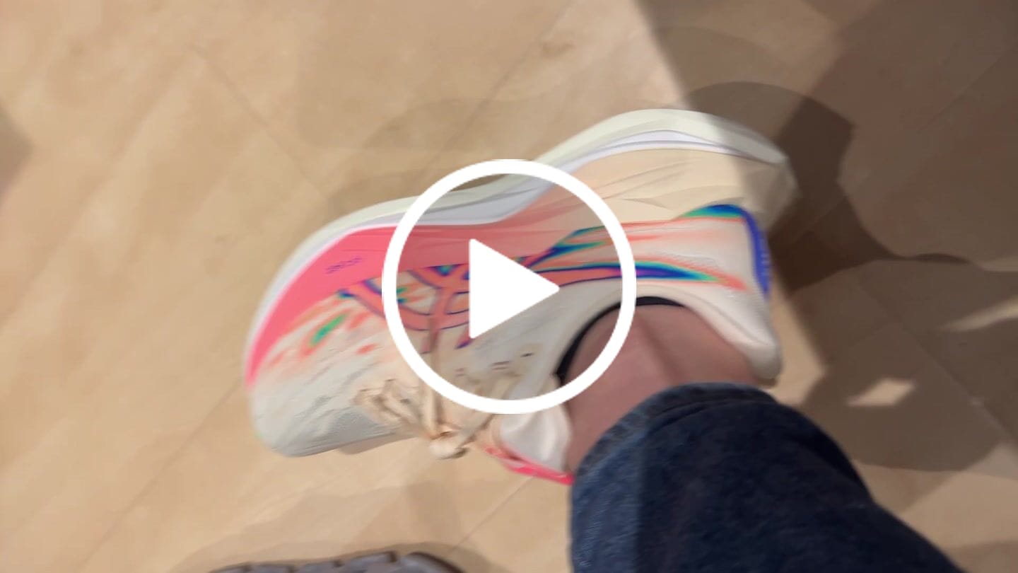 Customer video review of Asics Superblast 3 Unisex Seashell Sun Coral