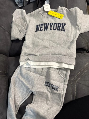 Customer photo review of New York Print Jogger Set