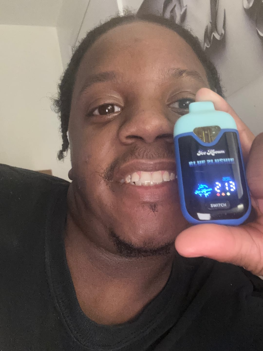 Customer photo review of Blue Zlushie Trio Vape