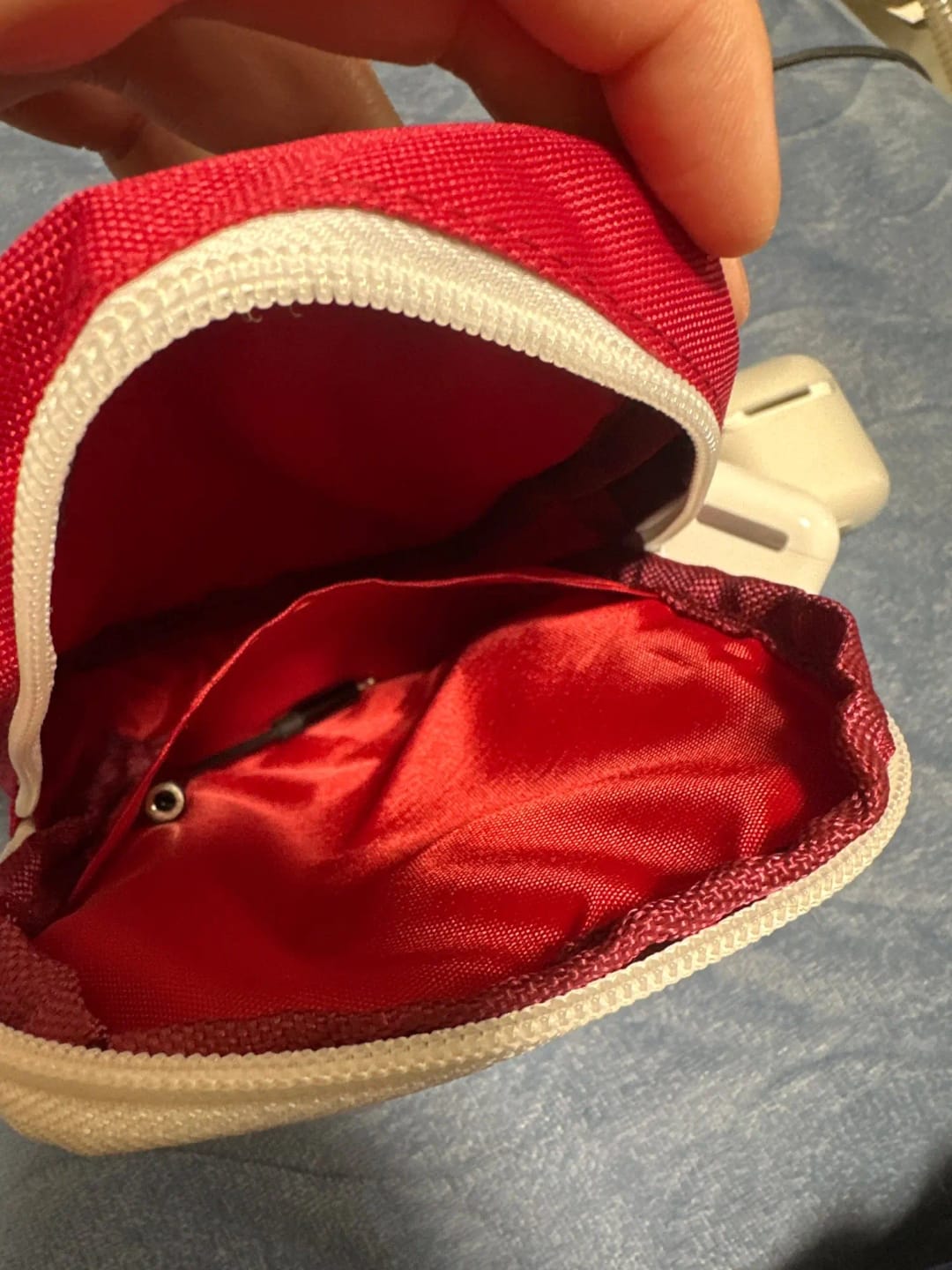 Customer photo review of Pochette de Voyage Rangement Câbles et Chargeurs