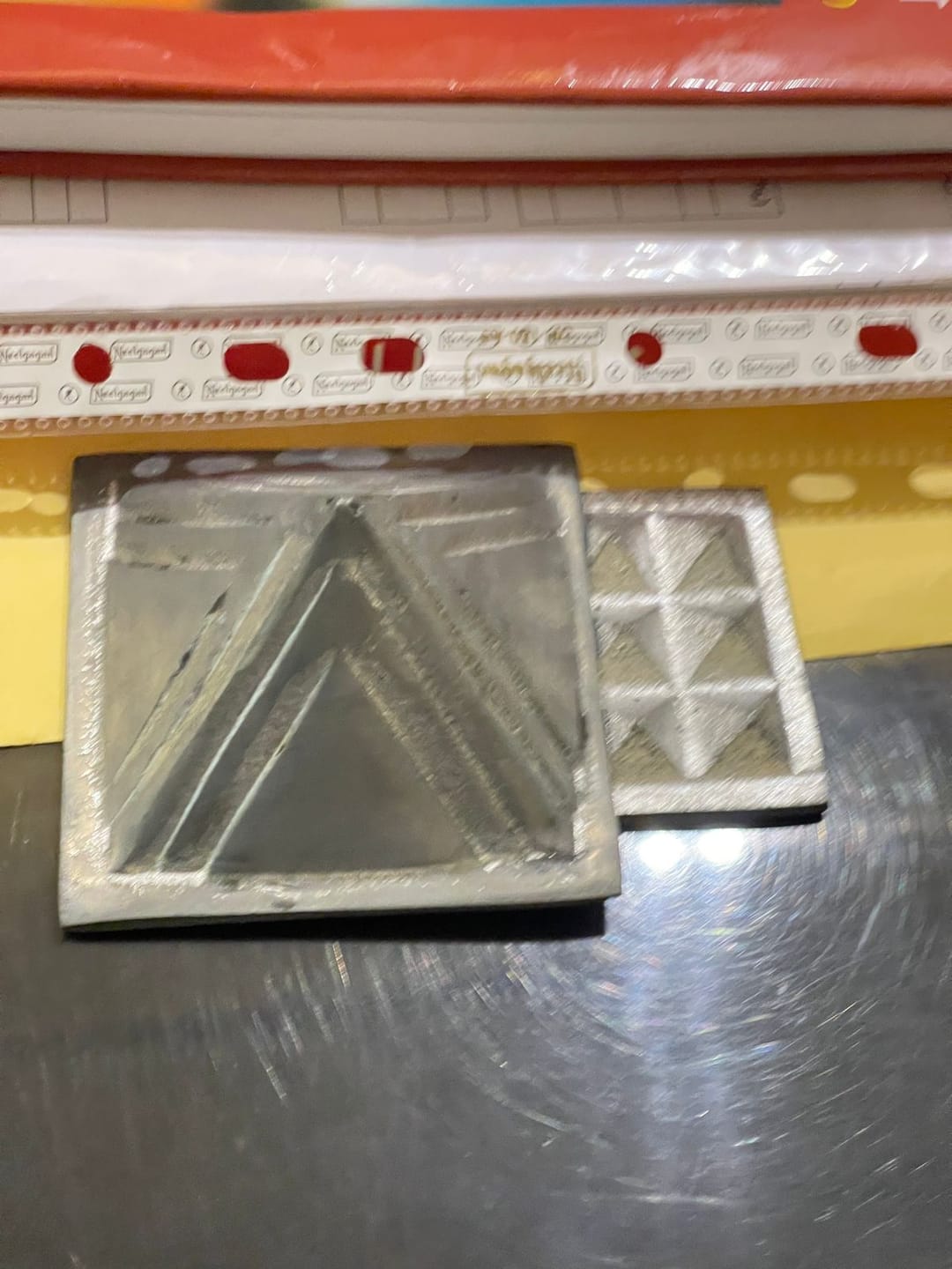 Customer photo review of 2-Layer Aluminium Pyramid Vastu Remedy for Health, Wealth and Positive Energy Balance for Home Entrance, Main Door and Kitchen Placement | 7.6 cm | 110 g
