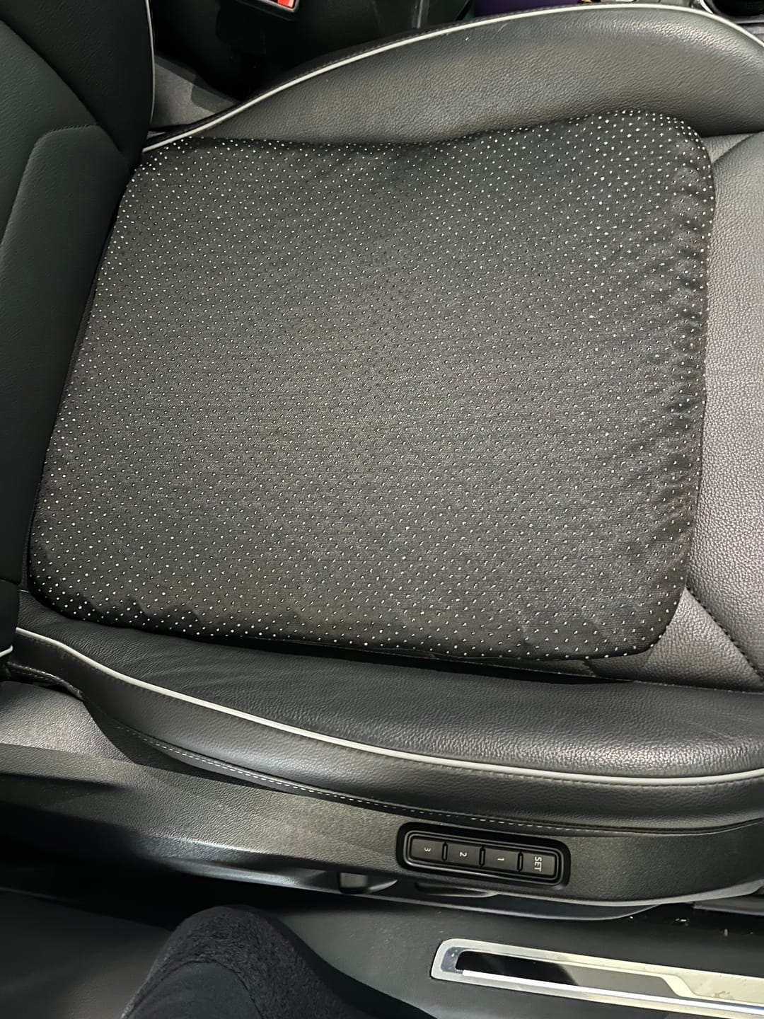 Customer photo review of Advanced Orthopaedic Pressure Relief Cushion