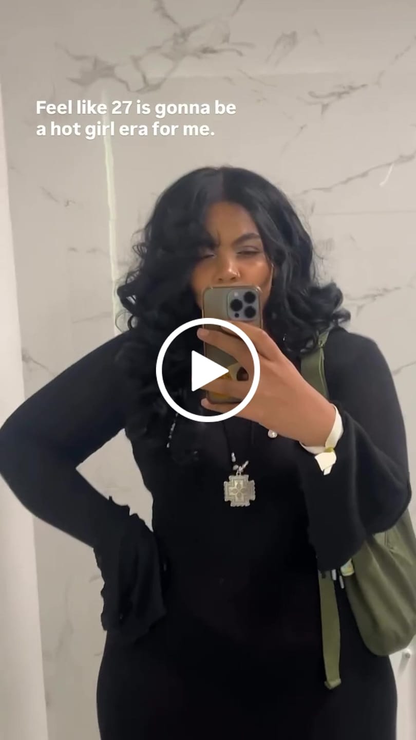 Customer video review of Juup Dress - Black Knit