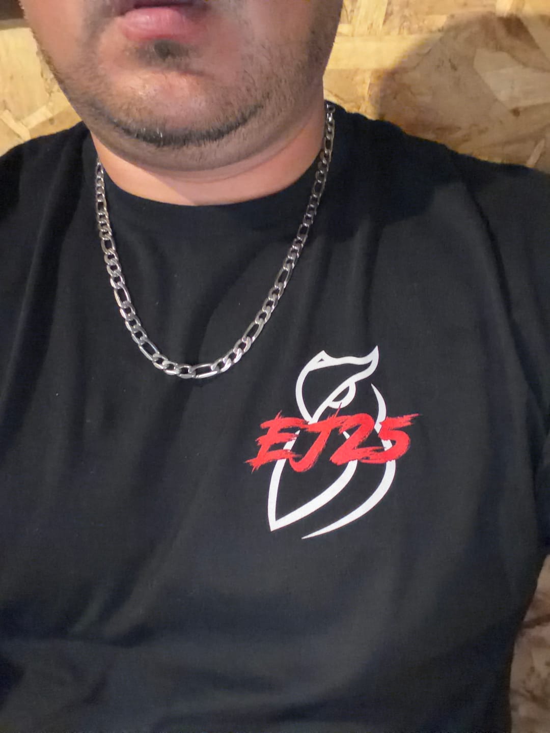 Customer photo review of EJ25 Tee- Black