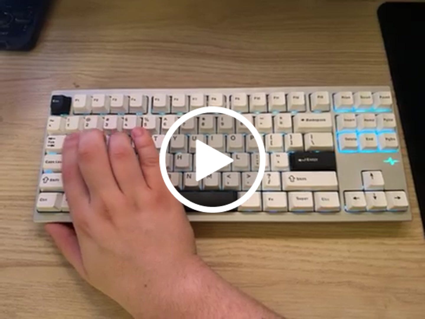 Customer video review of KEYGEEK Y2 LINEAR SWITCH FACTORY LUBED (10PCS)