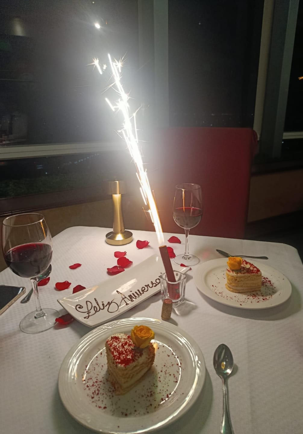 Customer photo review of Cena Romántica