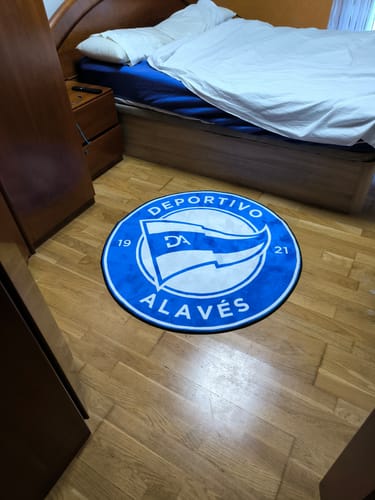 Customer photo review of Alaves Athletic Club Logo Rug