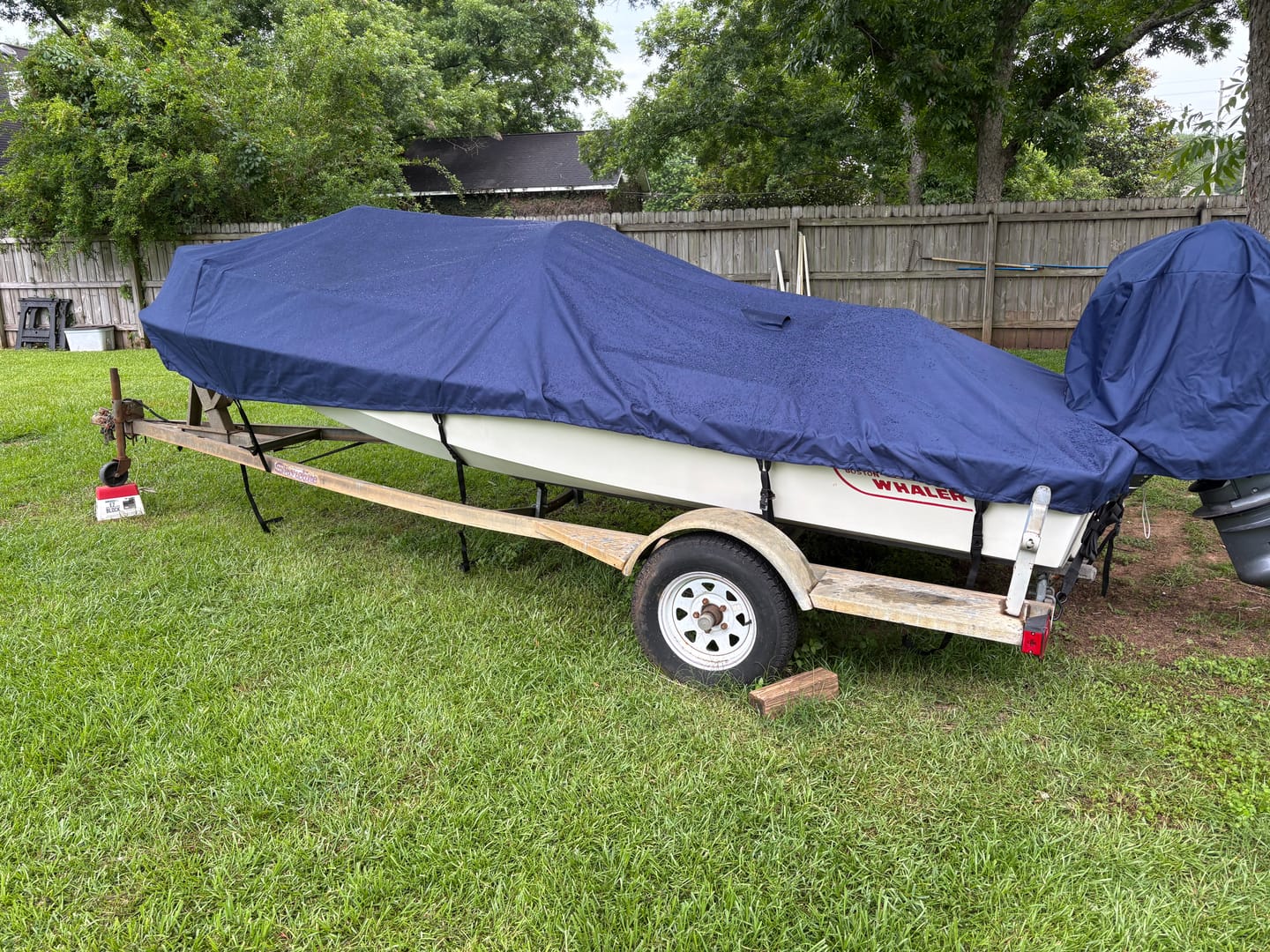 Customer photo review of Boston Whaler Classic 15' Custom-Fit Boat Cover (1976-1999)