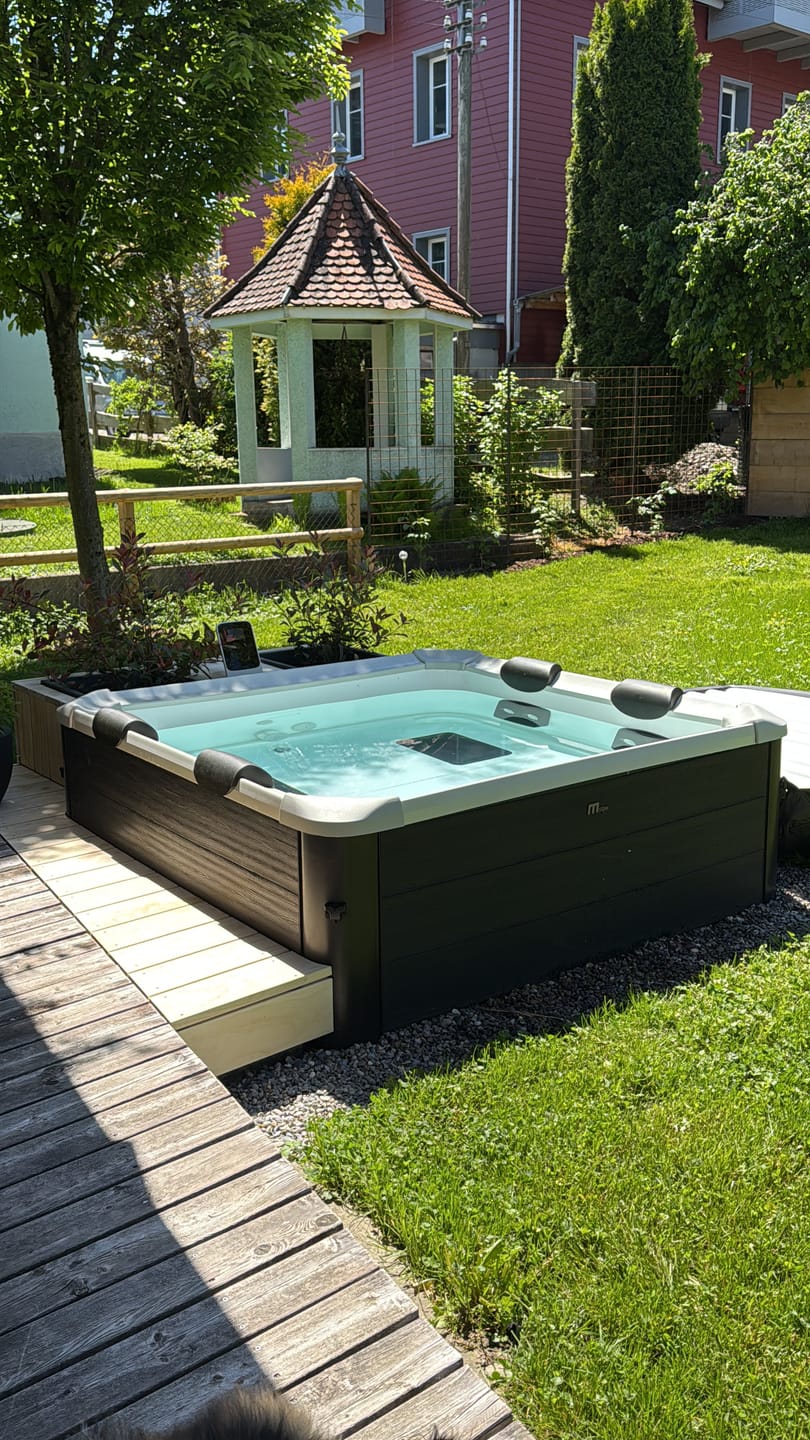 Customer photo review of Mspa Whirlpool Oslo Aero 2026 PLUS, App, LED 180x180cm