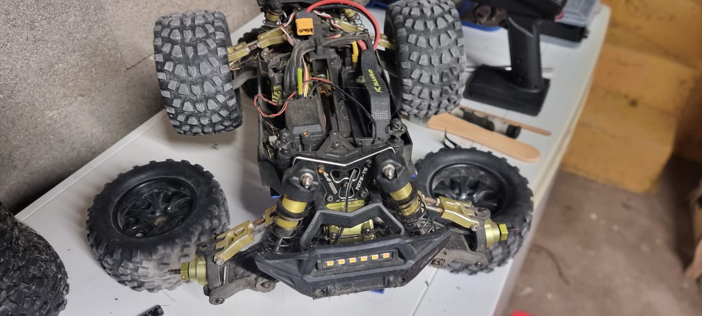 Customer photo review of Aluminum Gear Box For RZ001 and 1/10 Rally Car