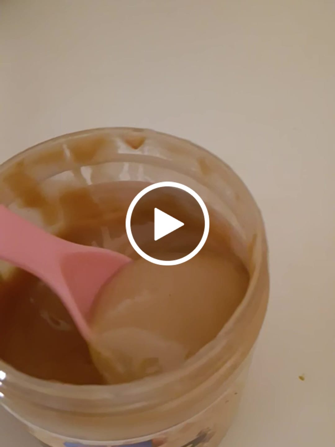 Customer video review of Crema proteica gusto nocciola bianca