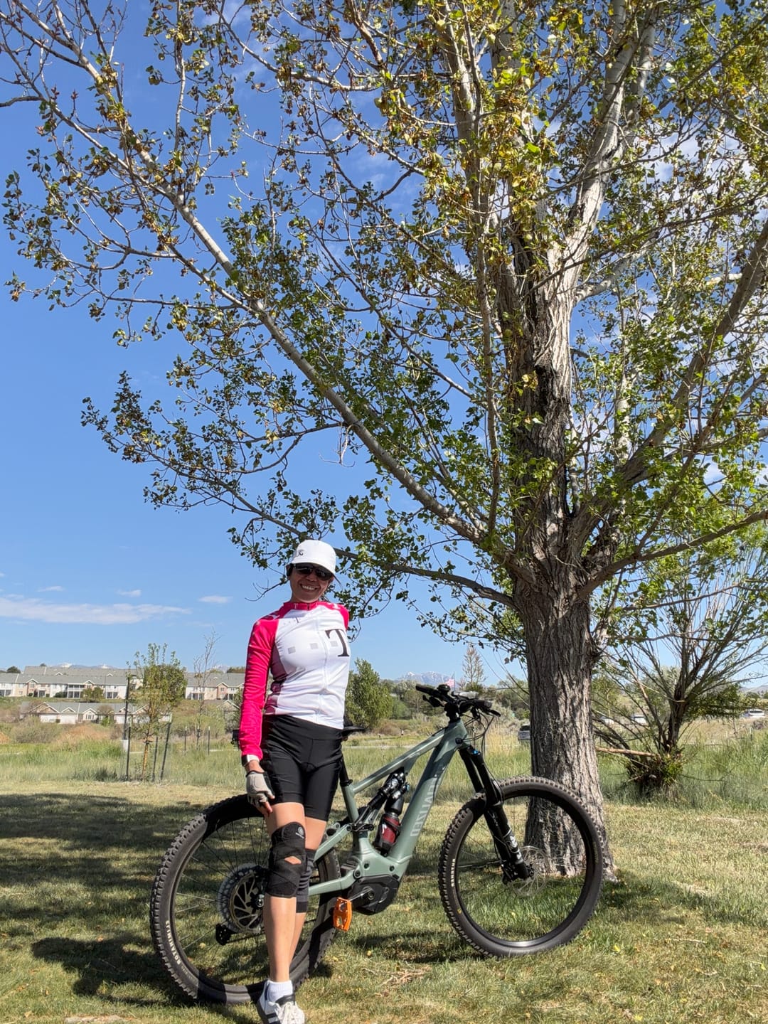 Customer photo review of T Retro Long Sleeve Jersey