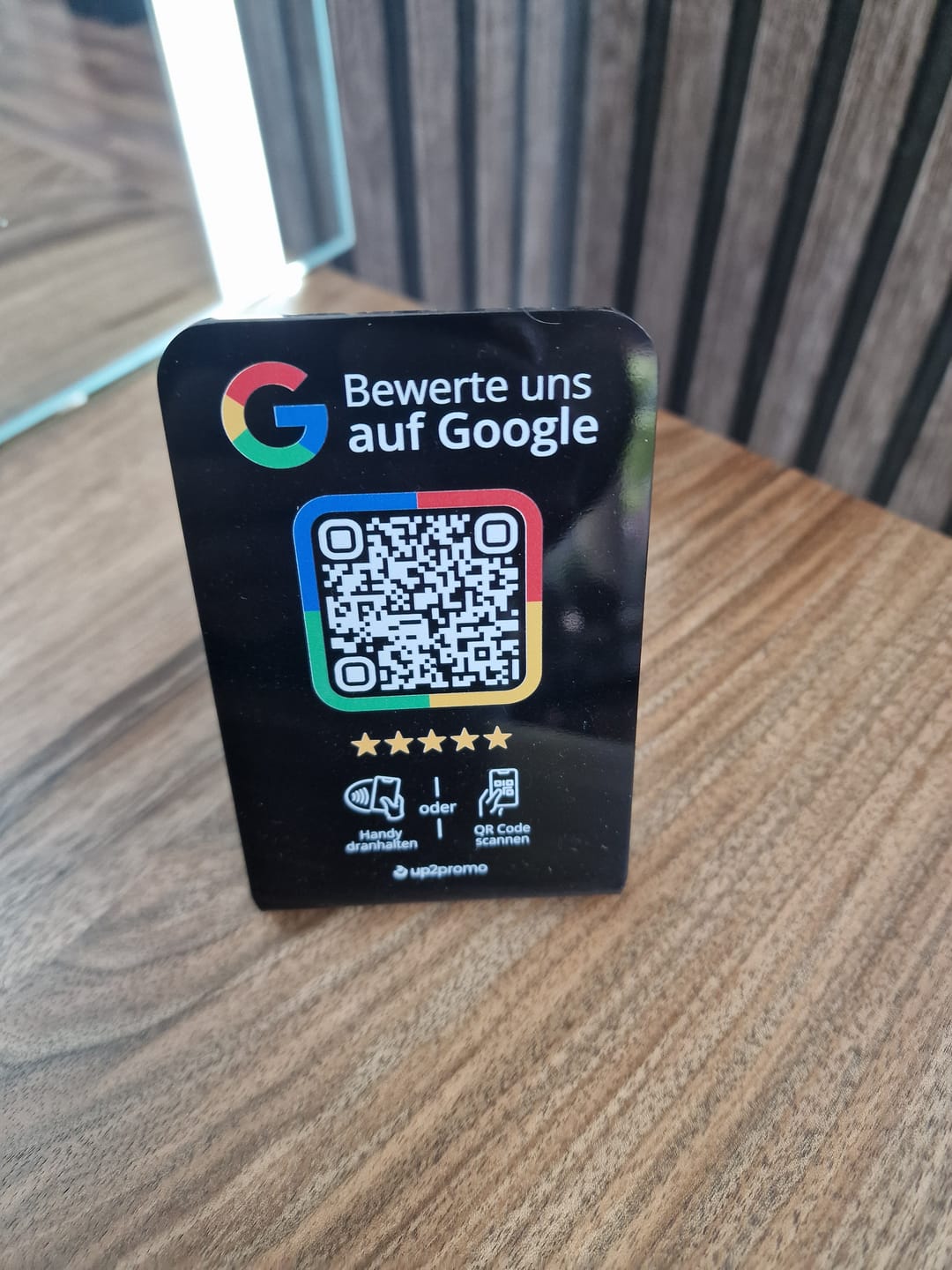 Customer photo review of Instagram Aufsteller mit NFC & QR