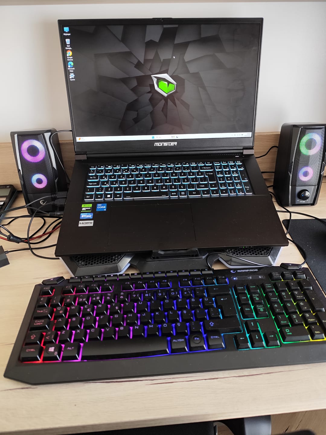 Customer photo review of RMS-X9 2.0 RGB Multimedia 5V Oyuncu Speaker