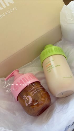 Customer photo review of Shimmering Body Oil Glazed Strawberry Butter Cream