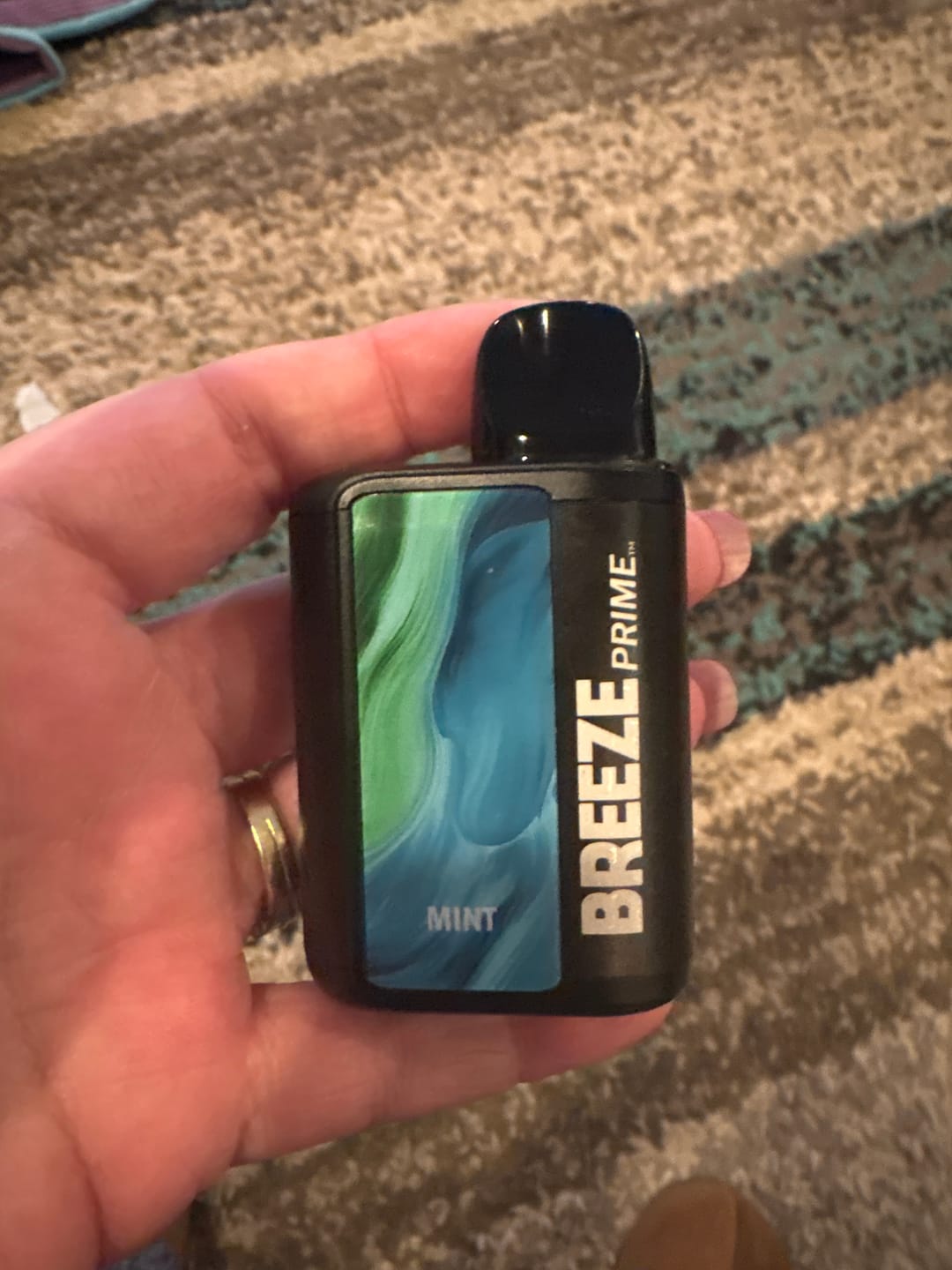 Customer photo review of Breeze Prime Edition Disposable Vape