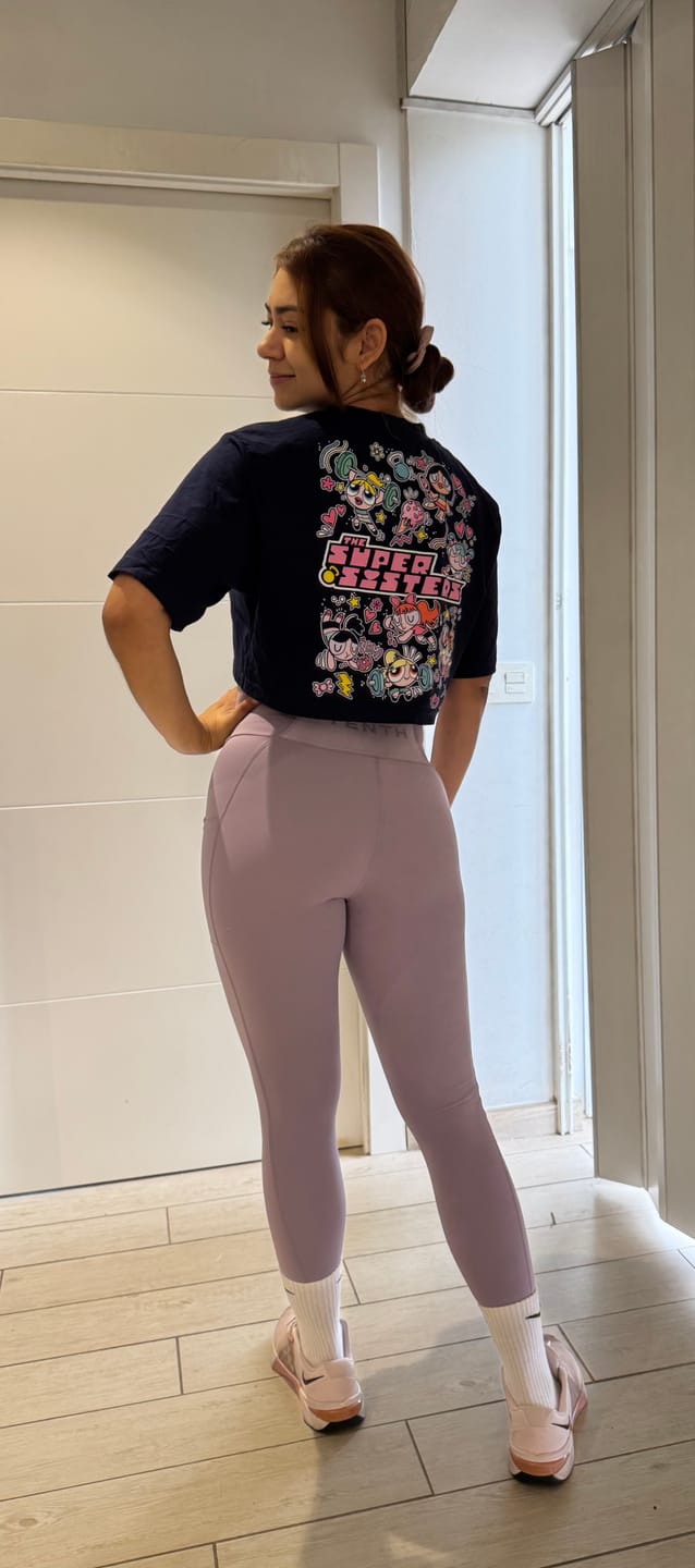 Customer photo review of SUPER SISTERS MARTIN BLUE OVERSIZE - MUJER