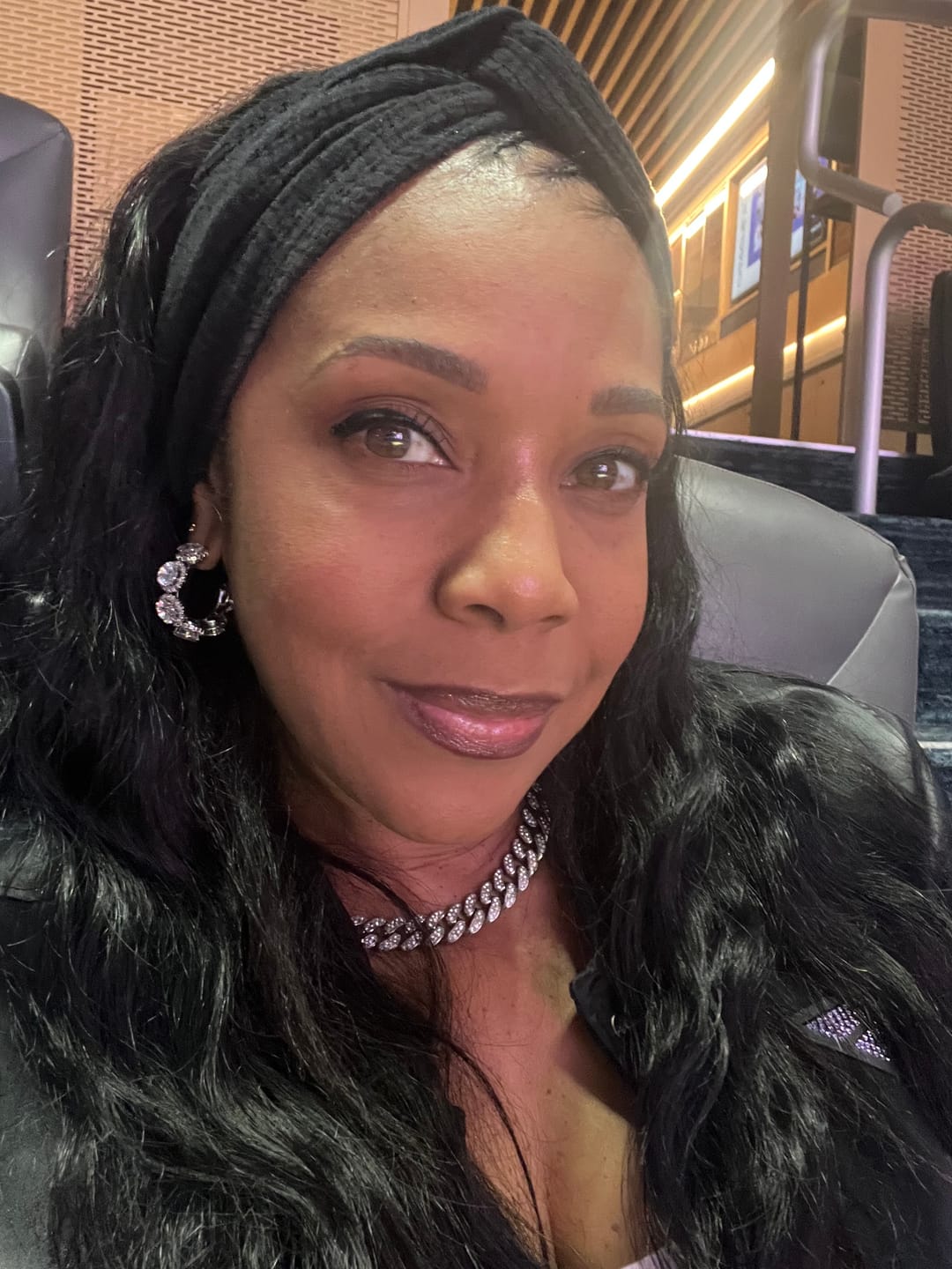 Customer photo review of Indian Wavy Bundle