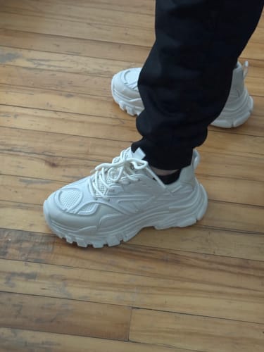 Customer photo review of City White