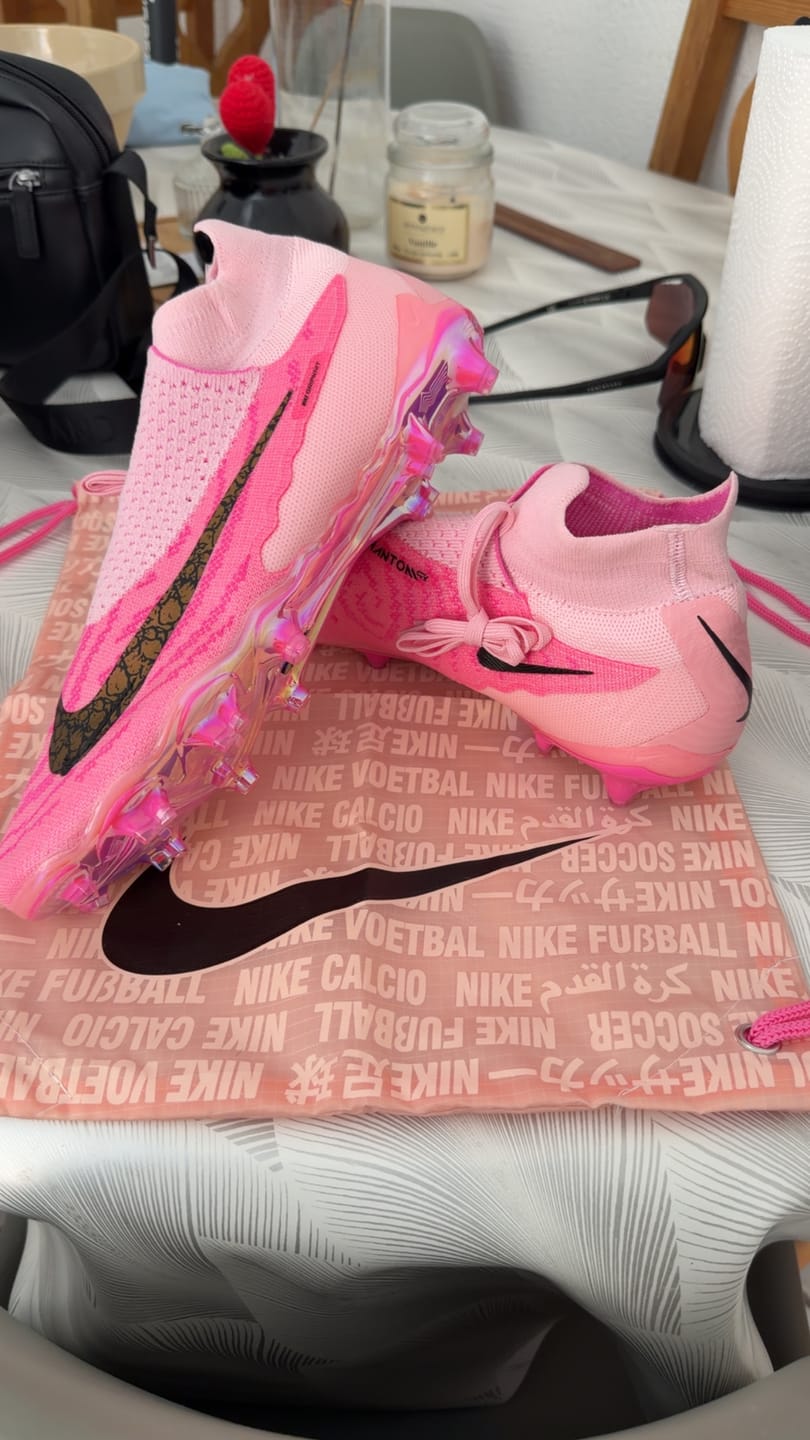 Customer photo review of Phantom GX DF Elite FG Rose