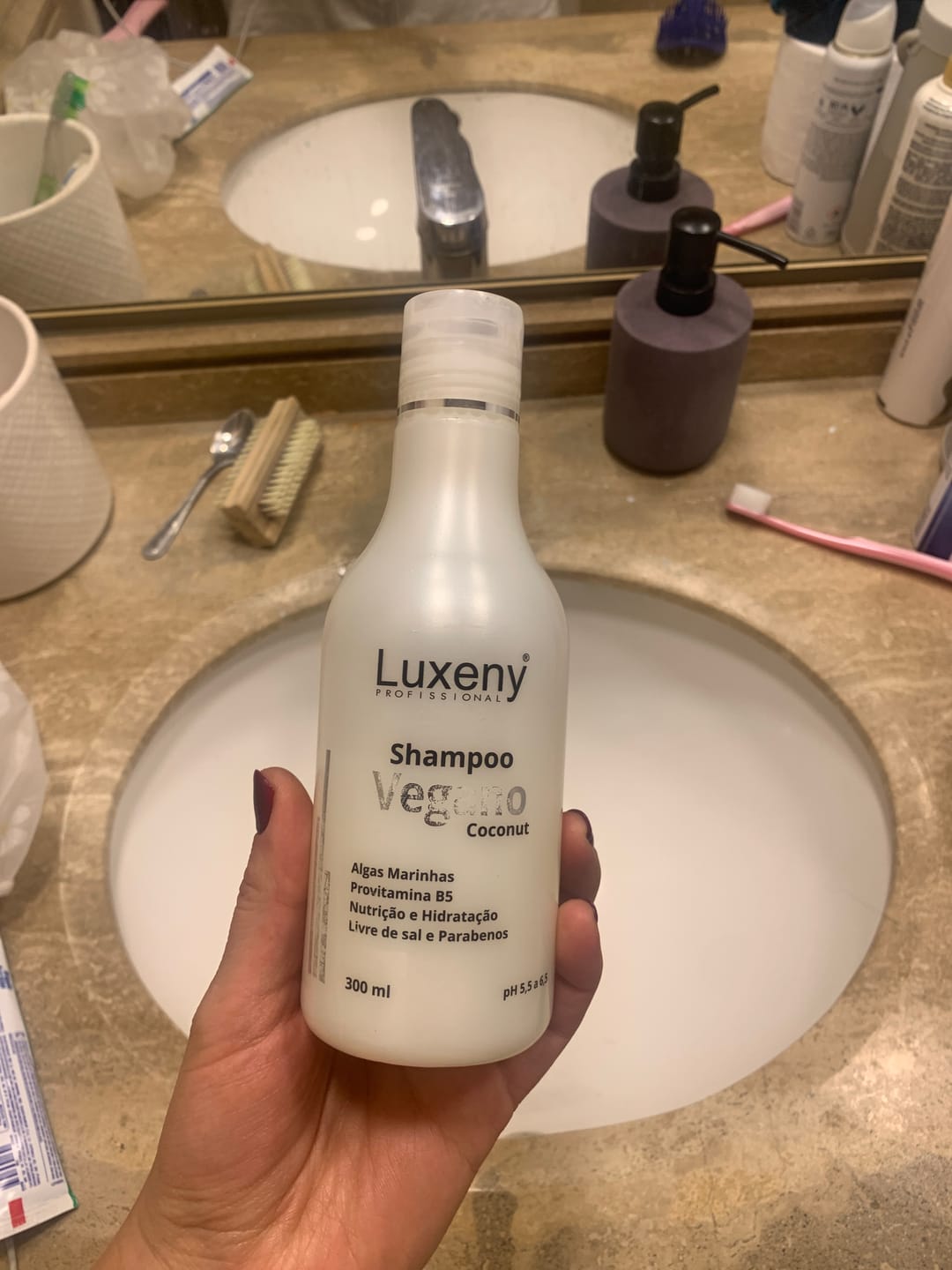 Customer photo review of Shampoo Vegano Coconut 300 ml