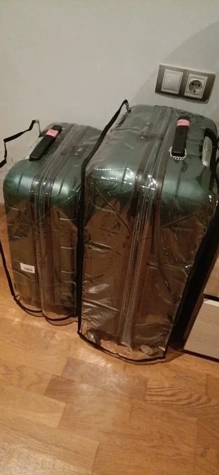 Customer photo review of Housse de Valise Transparente & Imperméable