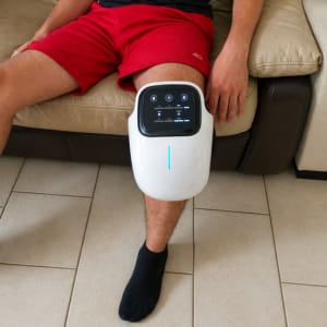 Customer photo review of ElectroPulse™ Masajeador de Rodilla con Triple Terapia