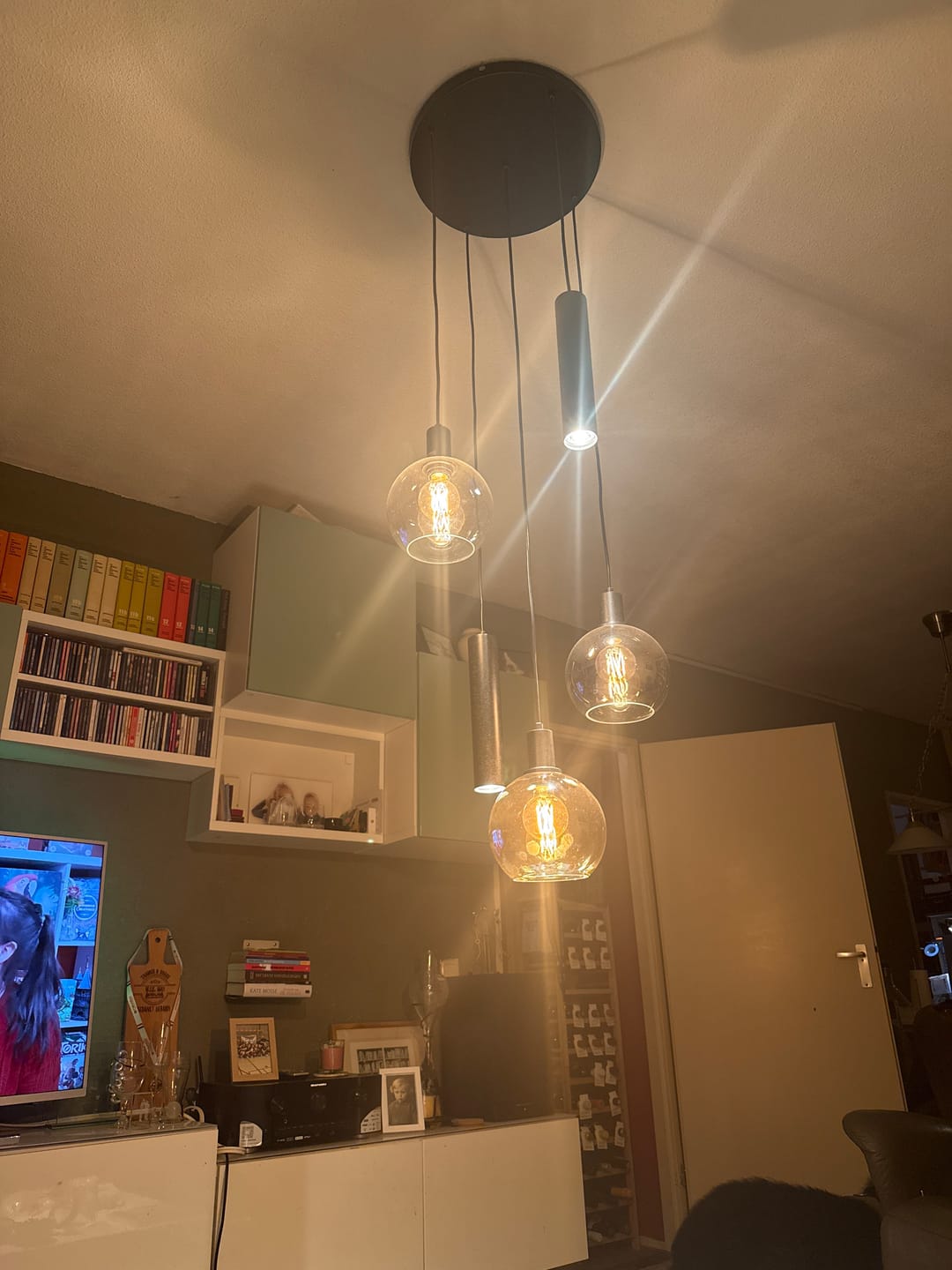 Customer photo review of Hanglamp Luneo - 5-lichts - Amber Mix - Glas - Getrapt - Met Spots