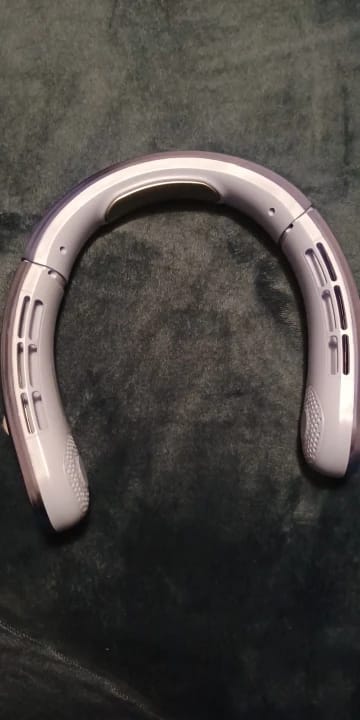 Customer photo review of Ventilateur de Cou Portable – Mini Refroidisseur USB Mobile