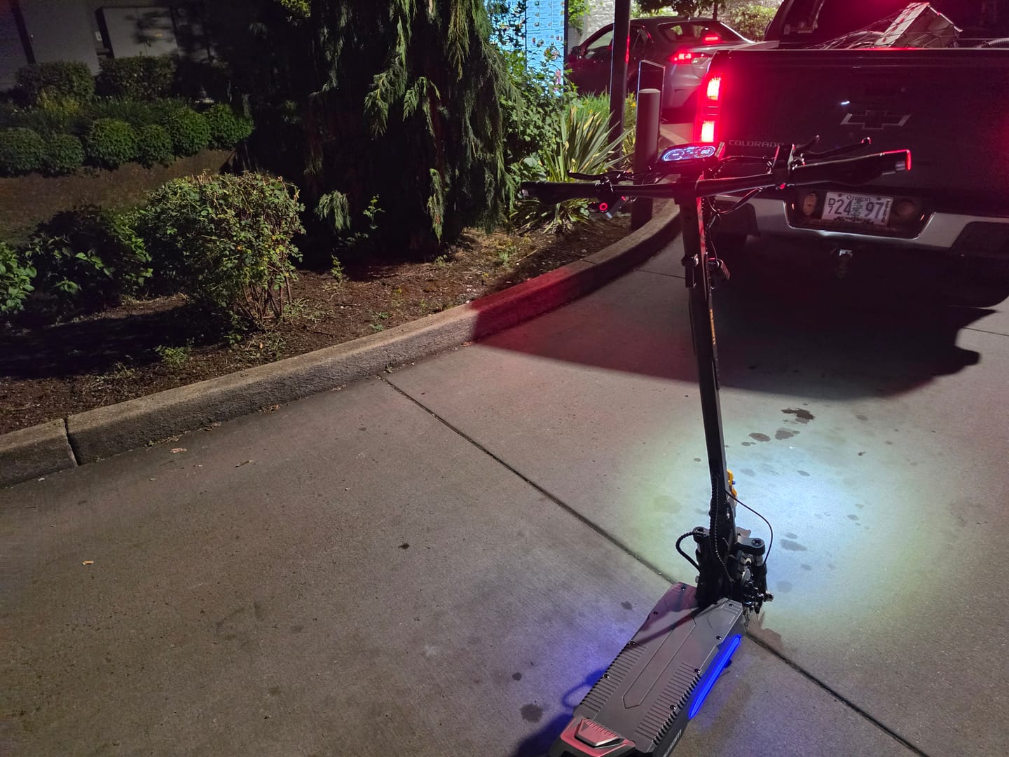 Customer photo review of Ausom K20 Pro (Laluz 2 Pro) Dual Motor E-Scooter
