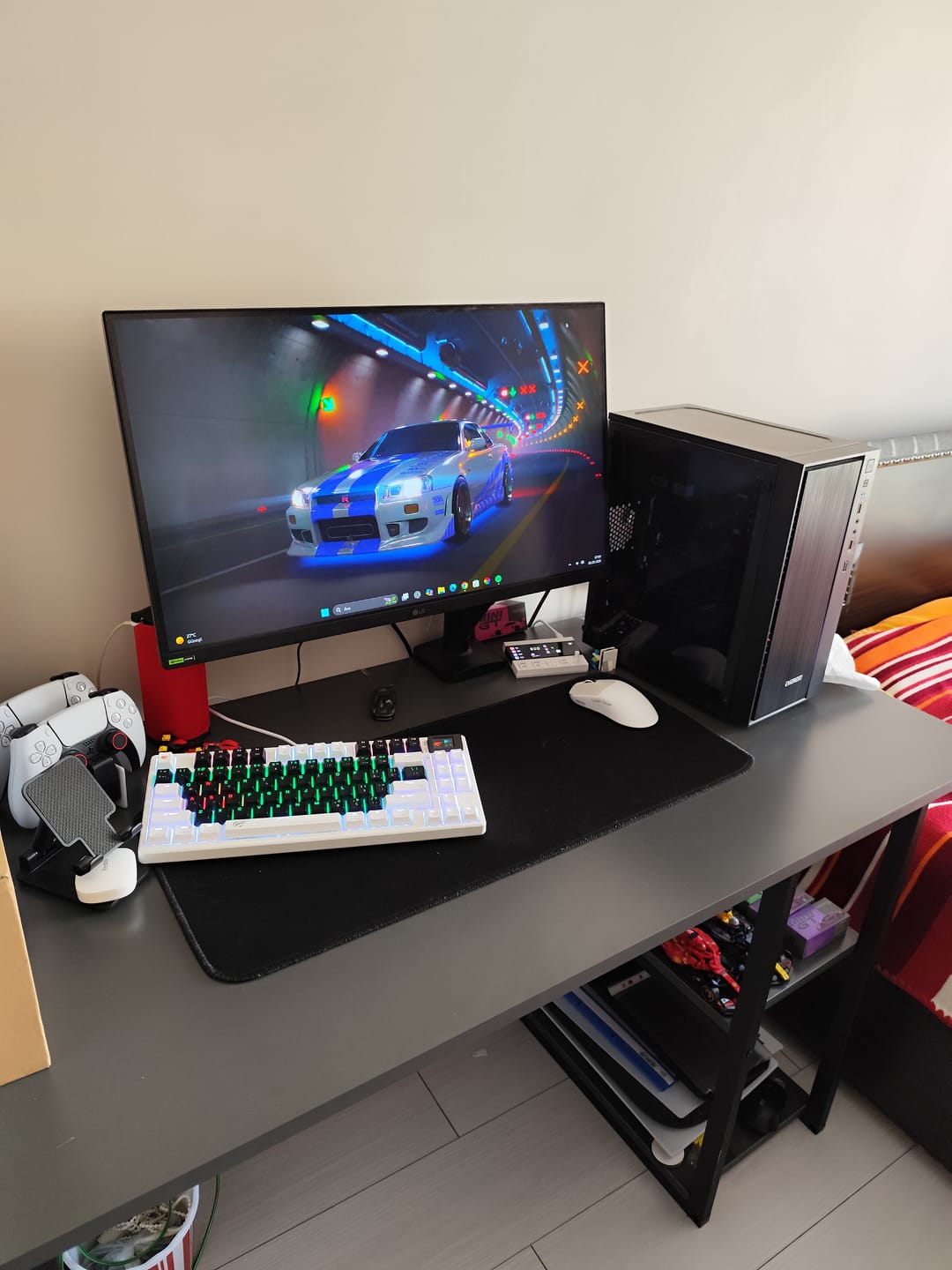 Customer photo review of Wraith W1 Wireless Mouse