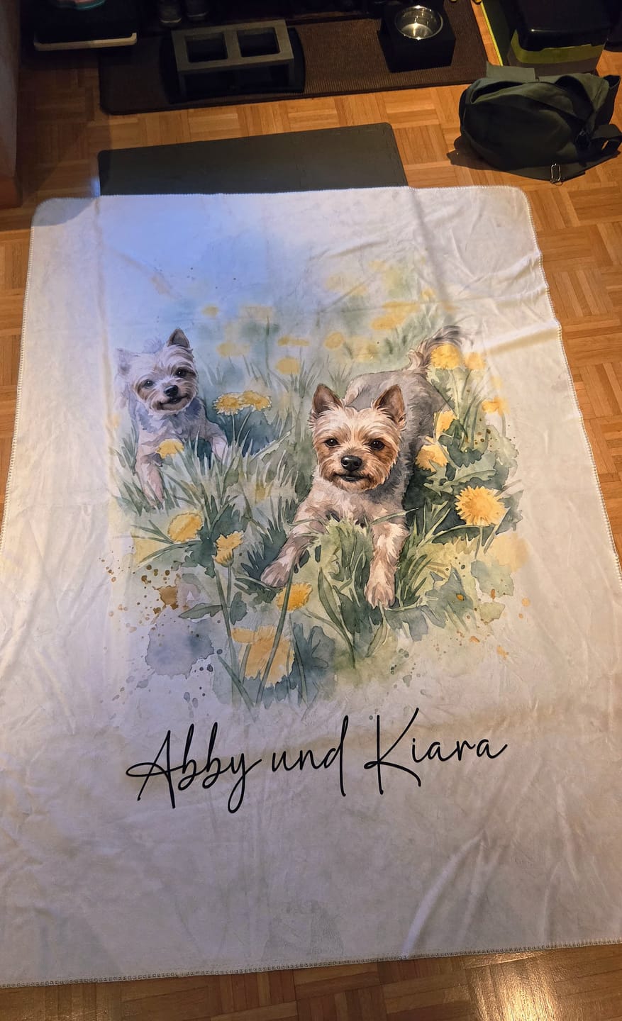 Customer photo review of Personalisierte Decke "Aquarell Haustier"