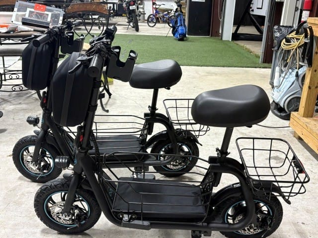 Customer photo review of Gyroor C1S Electric Scooter 800W – Front & Rear Baskets