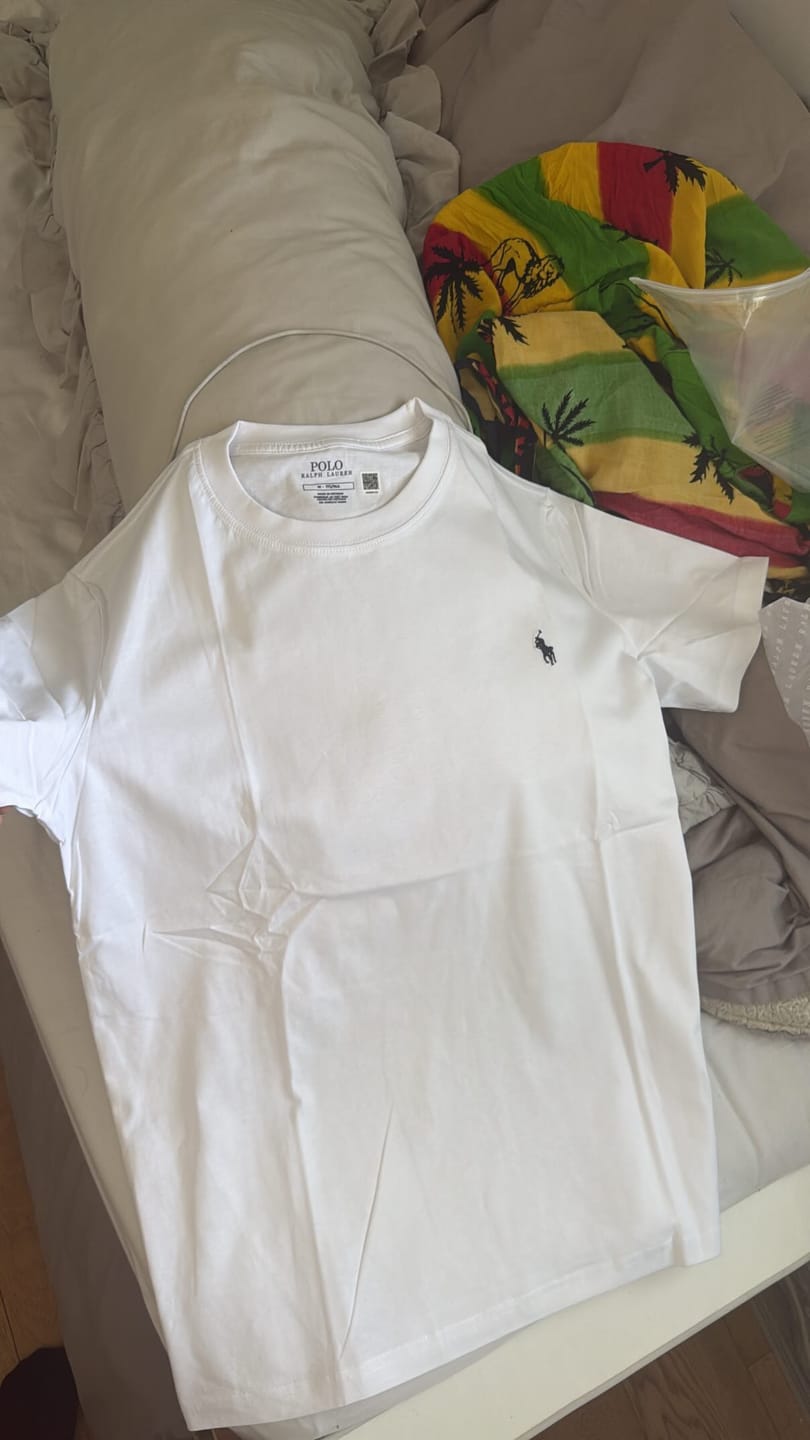Customer photo review of RULPH LOREN | חולצה קצרה לבן/שחור