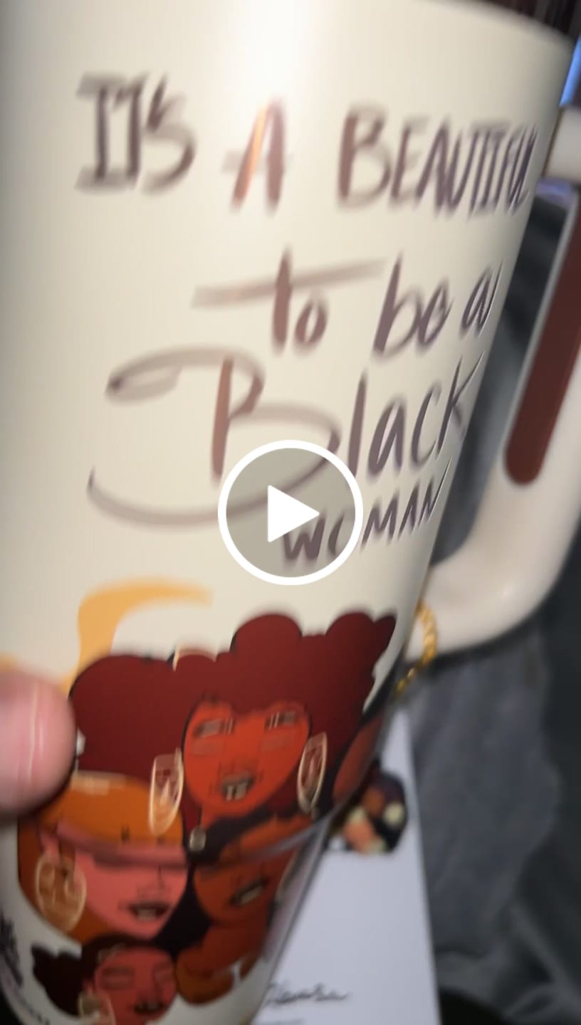 Customer video review of Limited Edition "Crème Brûlée" Insulated Tumbler – Pinklomein x Cecilia's House Collab