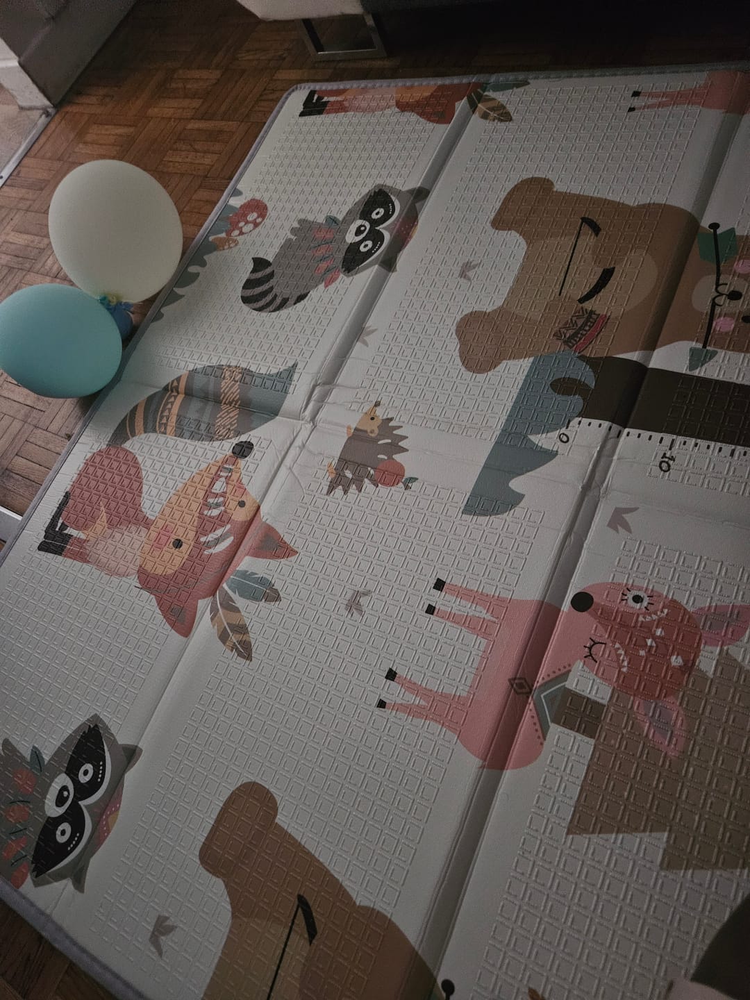 Customer photo review of Tapis Anti-Choc : Créez un grand espace de jeu !